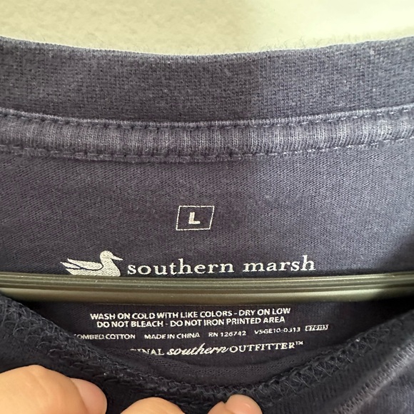 Southern Marsh Men's Charcoal Long Sleeve Tee - Picture 6 of 6